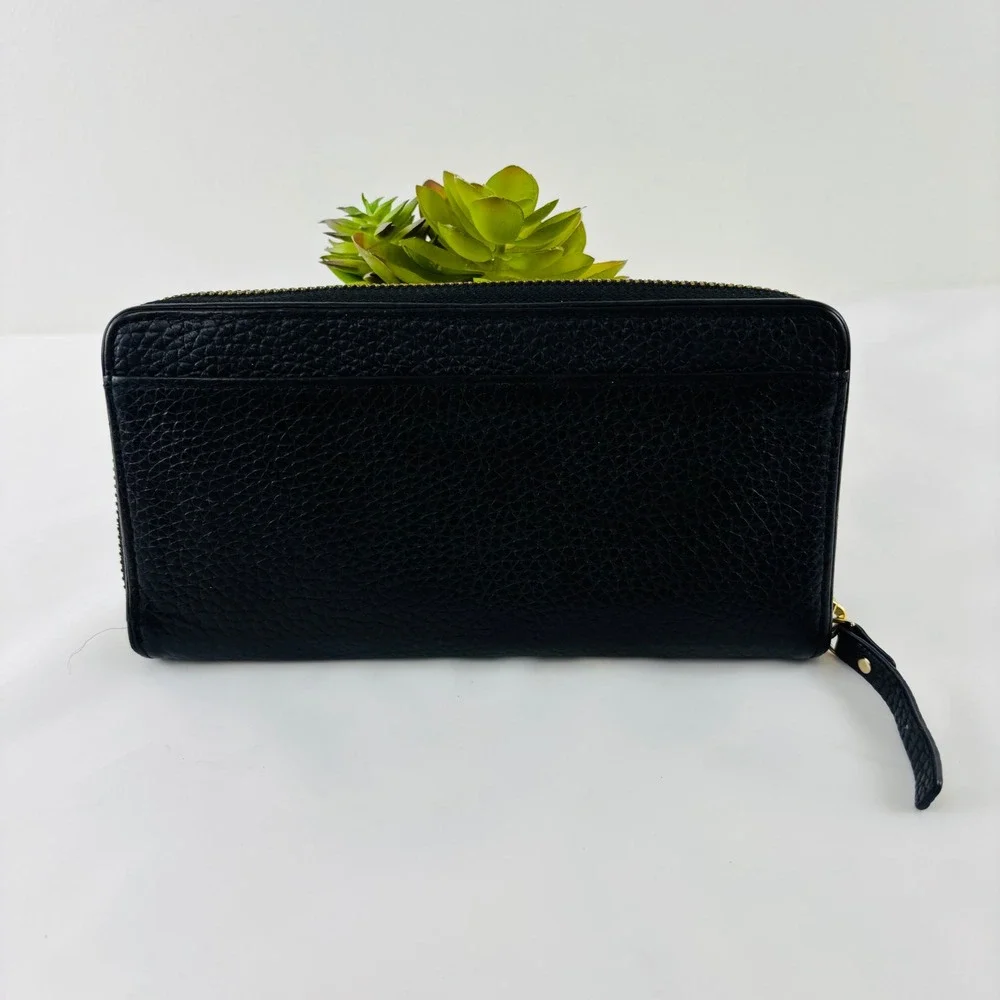 Kate Spade New York Chester Street Neda Black Pebbled‎ Leather Tassel Zip Wallet